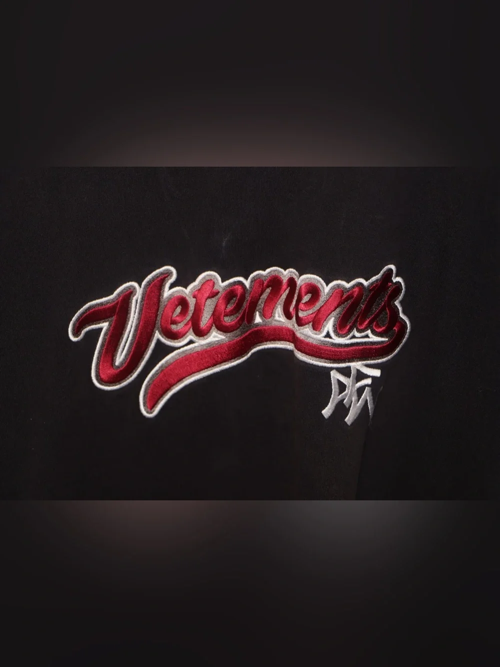 Vetements Oversized Logo